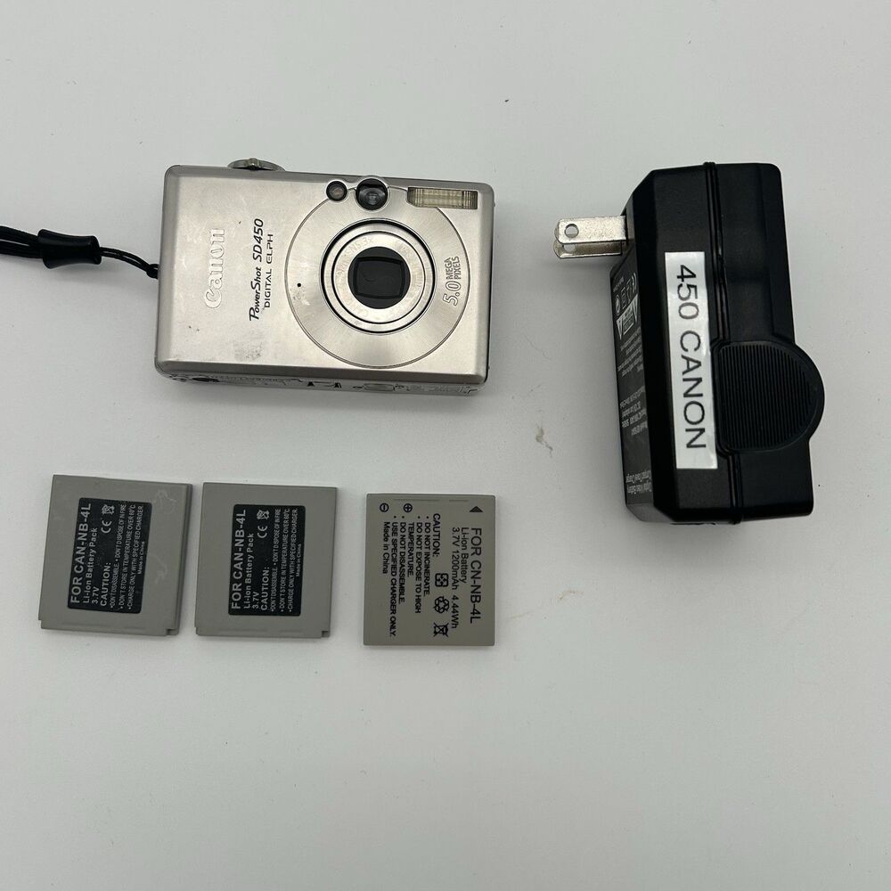Canon PowerShot SD450 Digital ELPH 5.0MP Digital Camera Silver 3 Batteries Charg